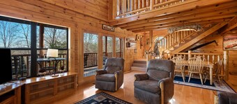 Lake Access Cabin • Quiet Setting Near Town
