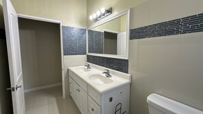 Imagen sin descripción, 4 de 18, botón