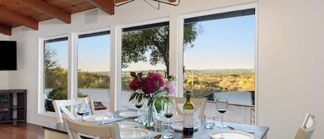 تناول الطعام