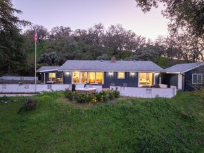 Exterior - Harley’s Hideaway | Hilltop Views, Hot Tub & Pets (Paso Robles)