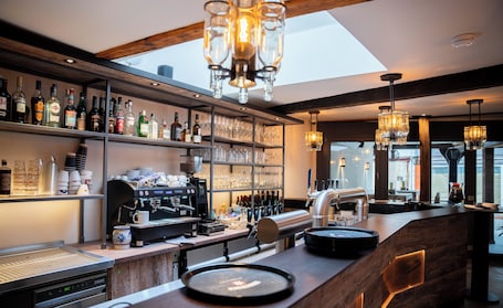 Bar (en la propiedad). Hotel Wolfsschlucht