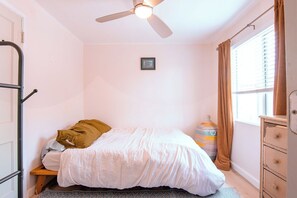 1 Schlafzimmer, kostenloses WLAN, Bettwäsche