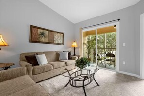 Unclassified image, 3 of 51, button - BEST location! Peaceful & gated (Kissimmee)