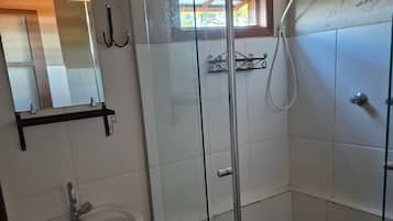 Standard Suite | Bathroom