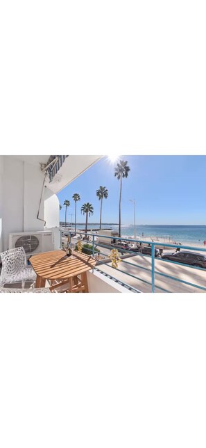 Property grounds - Apartment view, sea, beachfront, Juan-les-Pins (Antibes)