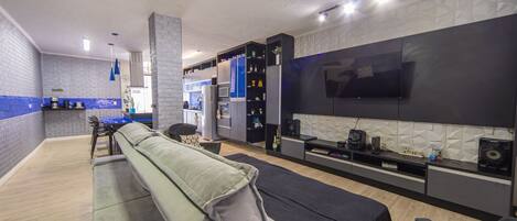 House, Smoking | 2 bedrooms