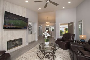 Unclassified image, 3 of 18, button