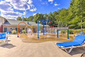 Children’s area - Poconos Hideaway w/ Resort Amenities (Big Bass Lake)