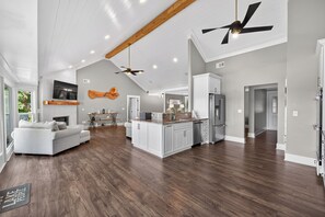 Imagen sin descripción, 3 de 67, botón