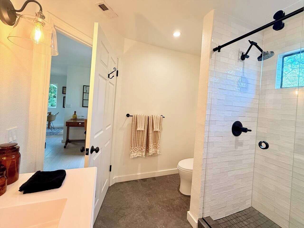 Shower, hair dryer, towels