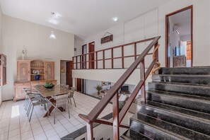 Basic Chalet | Interior