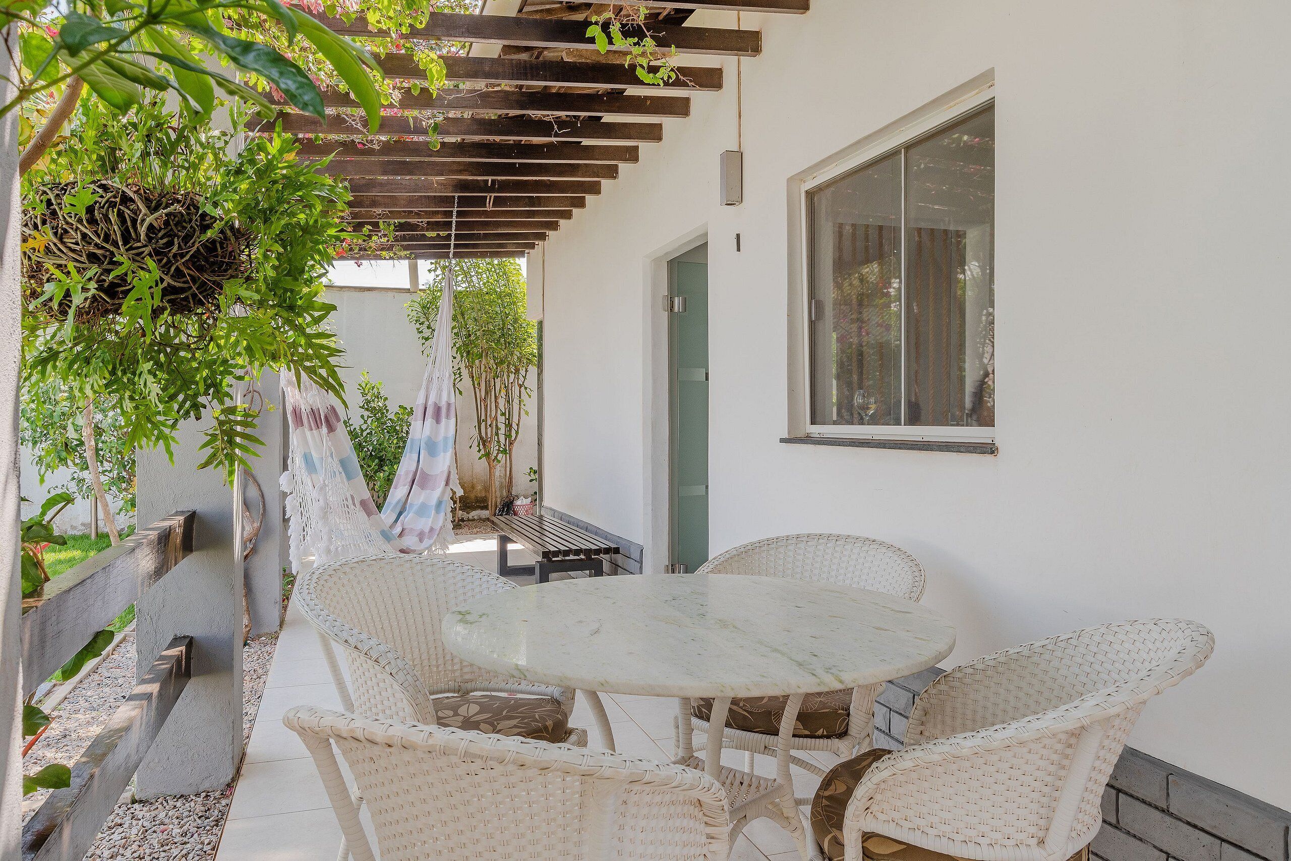 Nhà gỗ tiện nghi đơn giản