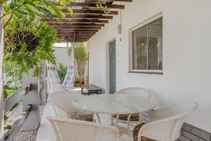 Comfort Chalet | Outdoor dining