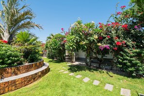 Comfort Chalet | Property grounds