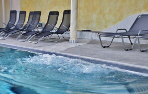 Piscine extérieure, piscine chauffée