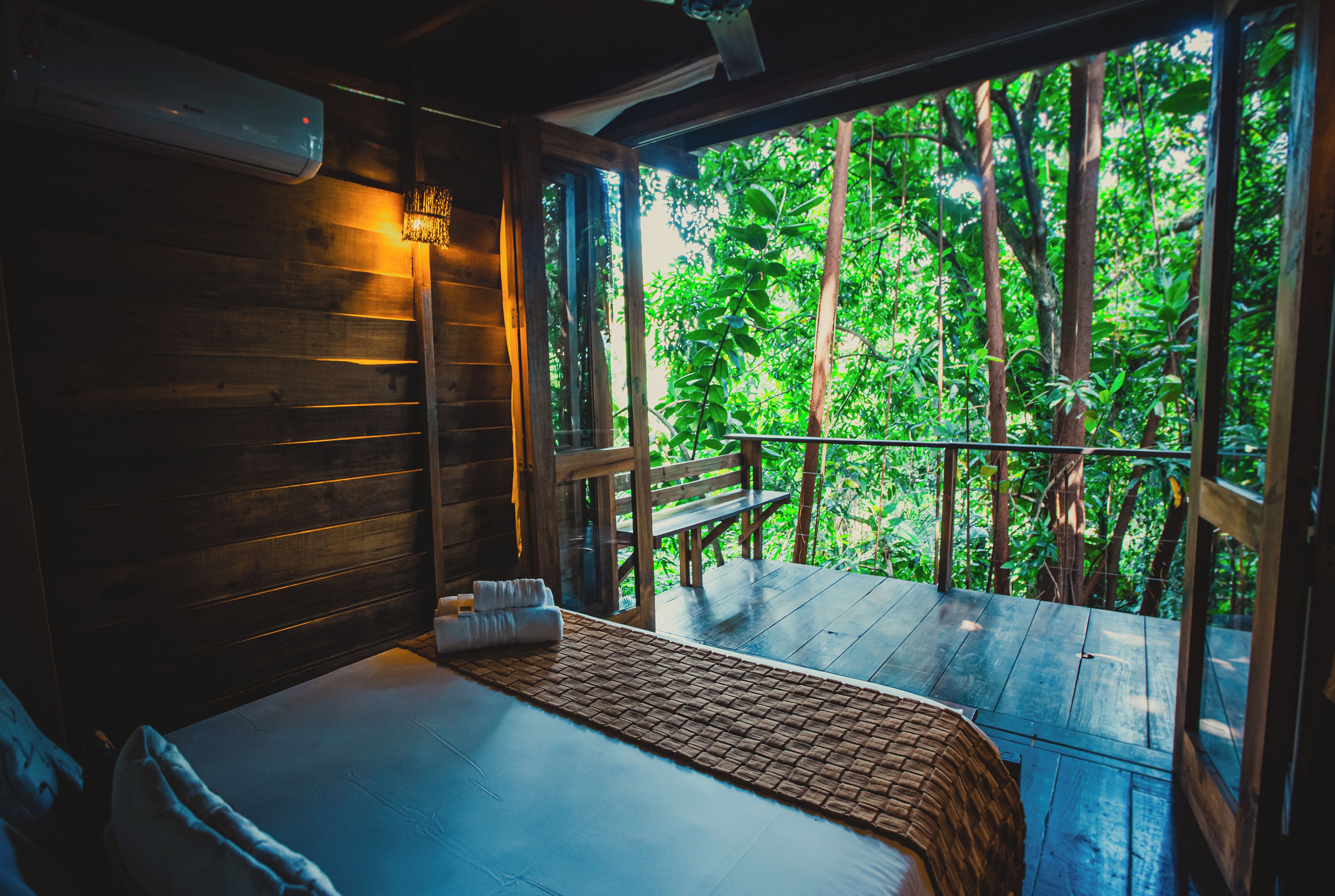 Wifi gratis y ropa de cama 