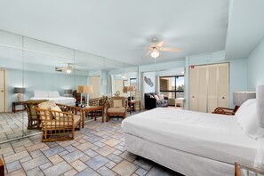 WiFi, bed sheets - Cute Adjoining Bayside Studios #42 & #43 (South Padre Island)
