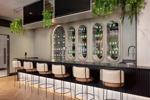 Bar (on property) - HOTEL JD VILLAGE  (Itapema)