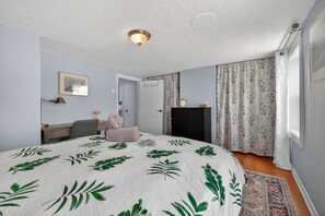 2 bedrooms, desk, free WiFi, bed sheets - Cozy & practical apartment in Hull 5 min to Ottawa (Gatineau)