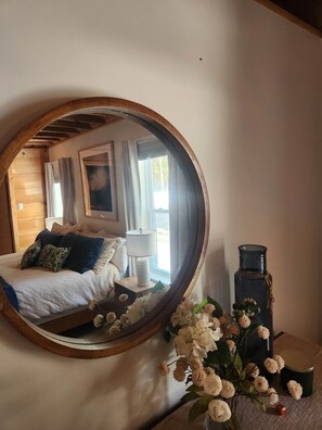4 bedrooms, iron/ironing board, WiFi, bed sheets - Adirondack Family Basecamp - Sleeps 13 (Minerva)
