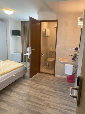 Nicht klassifiziertes Bild, 3 von 13, Schaltfläche