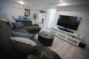 Unclassified image, 5 of 22, button - Warm and Welcoming Basement (Dieppe)