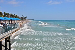 On the beach - • Coastal Escape Steps to Beach—15% Discount for April & May - SUNSET HAVEN (Dana Point)