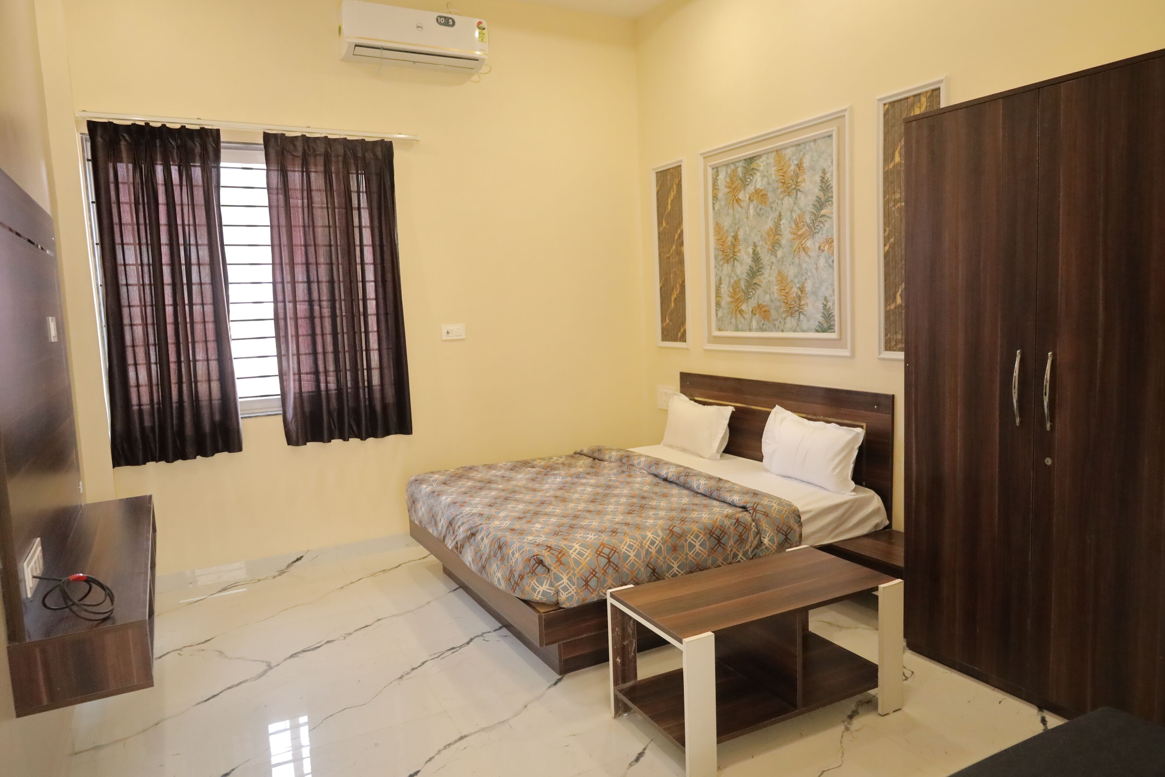 Chambre Deluxe | Bureau, espace de travail pour ordinateurs portables