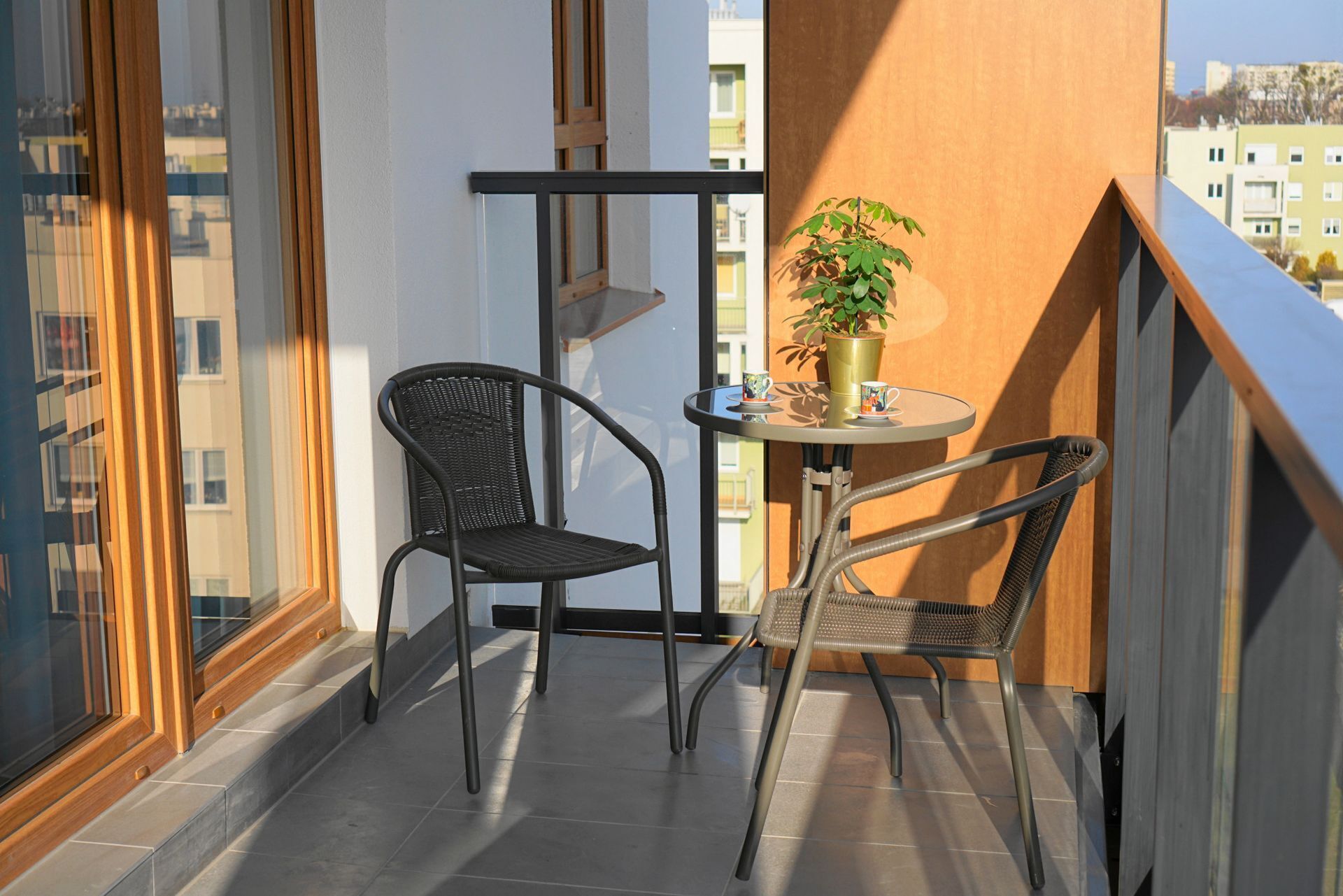 Apartamento luxo, sacada | Opções para refeição ao ar livre