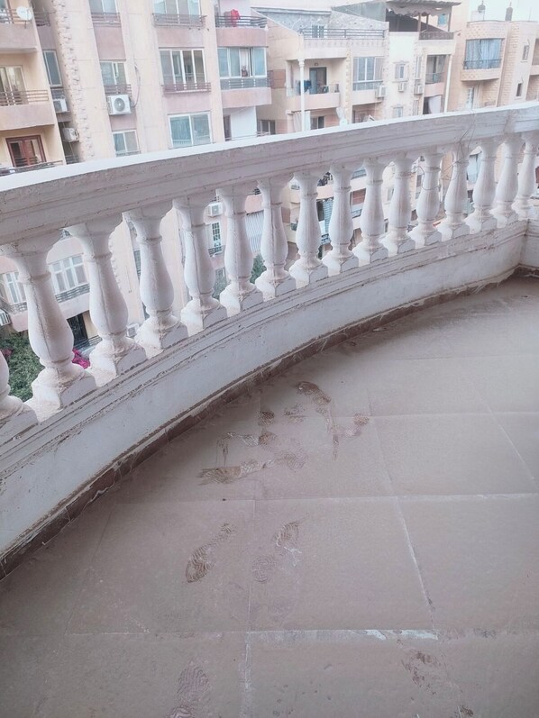 星評価なしの画像、1 / 10、ボタン