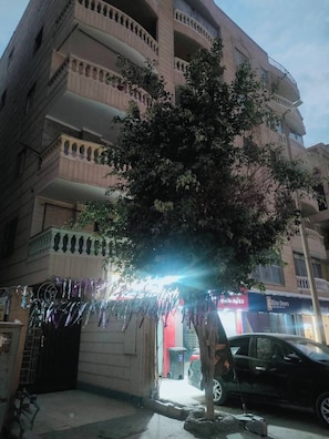 星評価なしの画像、5 / 10、ボタン