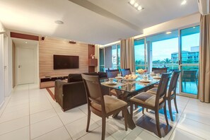 Dining - Palm Beach #201 - Porto das Dunas por Carpediem (Aquiraz)