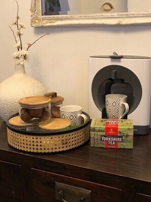 Unclassified image, 3 of 30, button - Coastal 3 Bed | Steps from Redcar Beach & Station (Redcar and Cleveland)