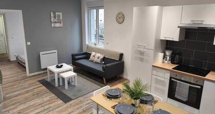 Appartement calme en rez-de-chaussĂ©e avec parking â centre-ville