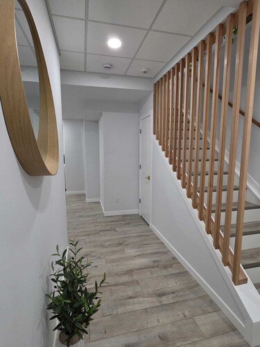 Modern Cozy Suite - Private Entrance