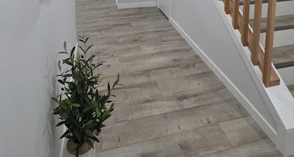 Modern Cozy Suite - Private Entrance