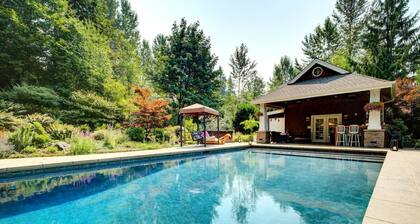 Luxury Wooded Estate With Pool