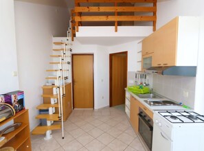 Căn hộ (Two Bedroom Apartment with Terrace an) | 10 phòng ngủ 