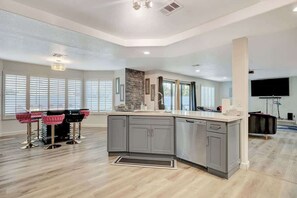 Interior - Swanky & Stunning (Las Vegas)