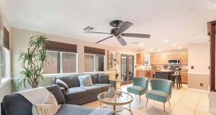 Convenient & Cozy: Your Relaxing Home Base for the Month