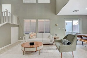 TV, offices - Calm & Stylish Vegas Stay—20 Mins to the Strip (Las Vegas)