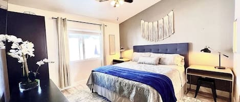 3 habitaciones, tabla de planchar con plancha, wifi y ropa de cama