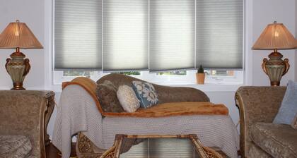 Inviting Lanham Suite - Quiet and Close to DC!