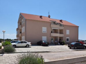 Apartment (Three Bedroom Apartment with Terrace) | Property entrance - Apartments Ad Astra (Vodice)