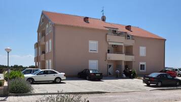Apartment (Two Bedroom Apartment with Terrace an) | Property entrance