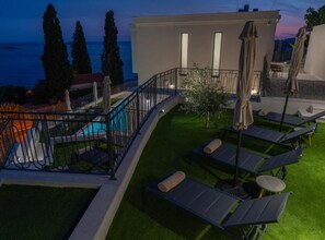 Villa (Five bedroom Villa with pool) | Outdoor pool