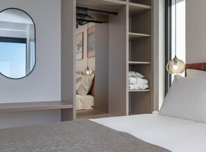 Vil·la (Five bedroom Villa with pool) | 5 dormitoris i bressols 