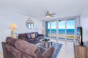 TV - Waterfront Resort Gulf View | Pool & Beach Access (Clearwater)