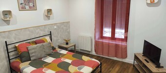 Cozy Studio avec Parking Charleville