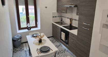 Cozy Studio avec Parking Charleville